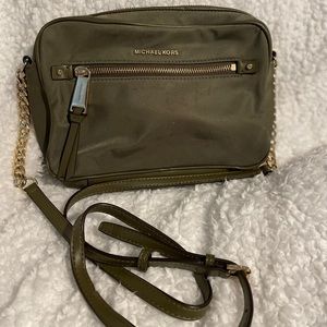 Micheal Kors crossbody